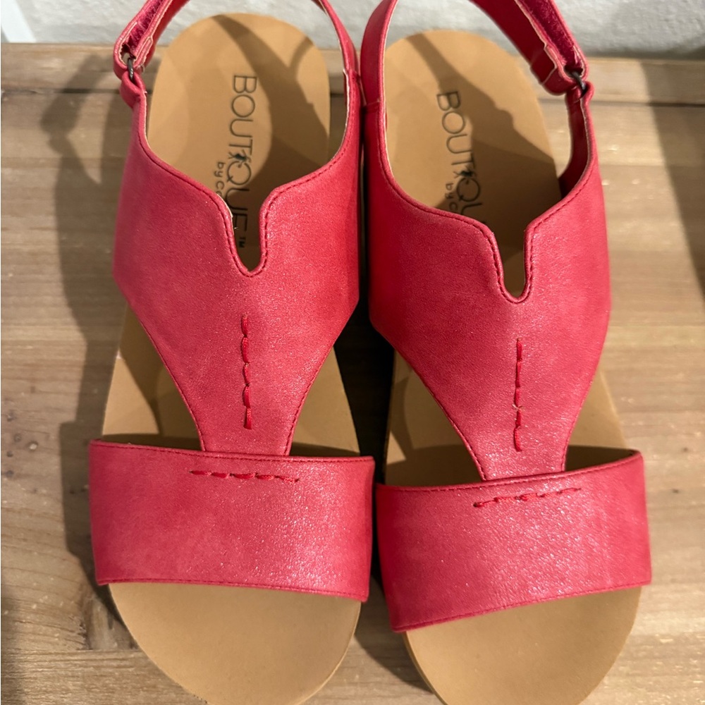 Boutique Red Women's Sandals
